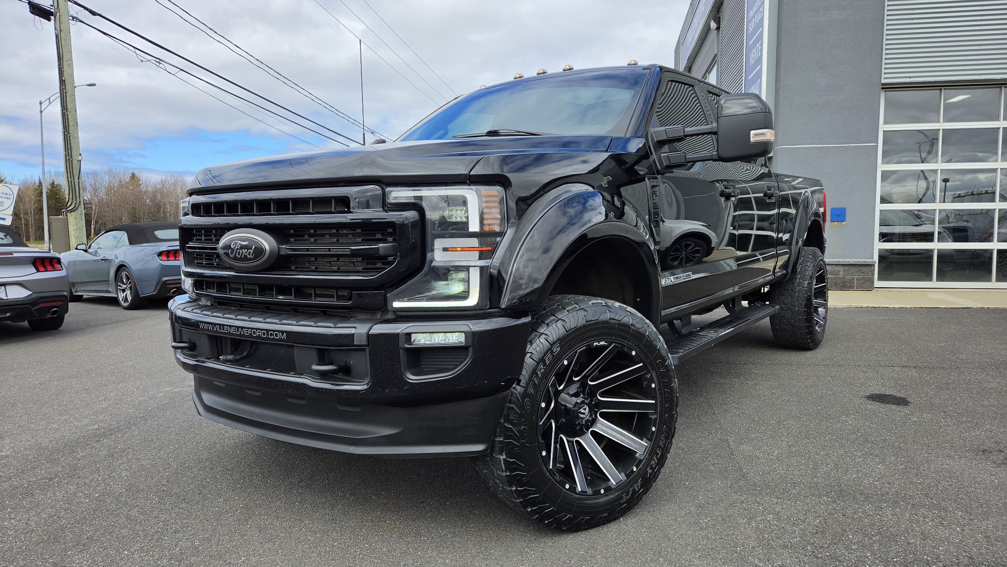 2022 Ford F-250 LARIAT 608A ENSEMBLE NOIR