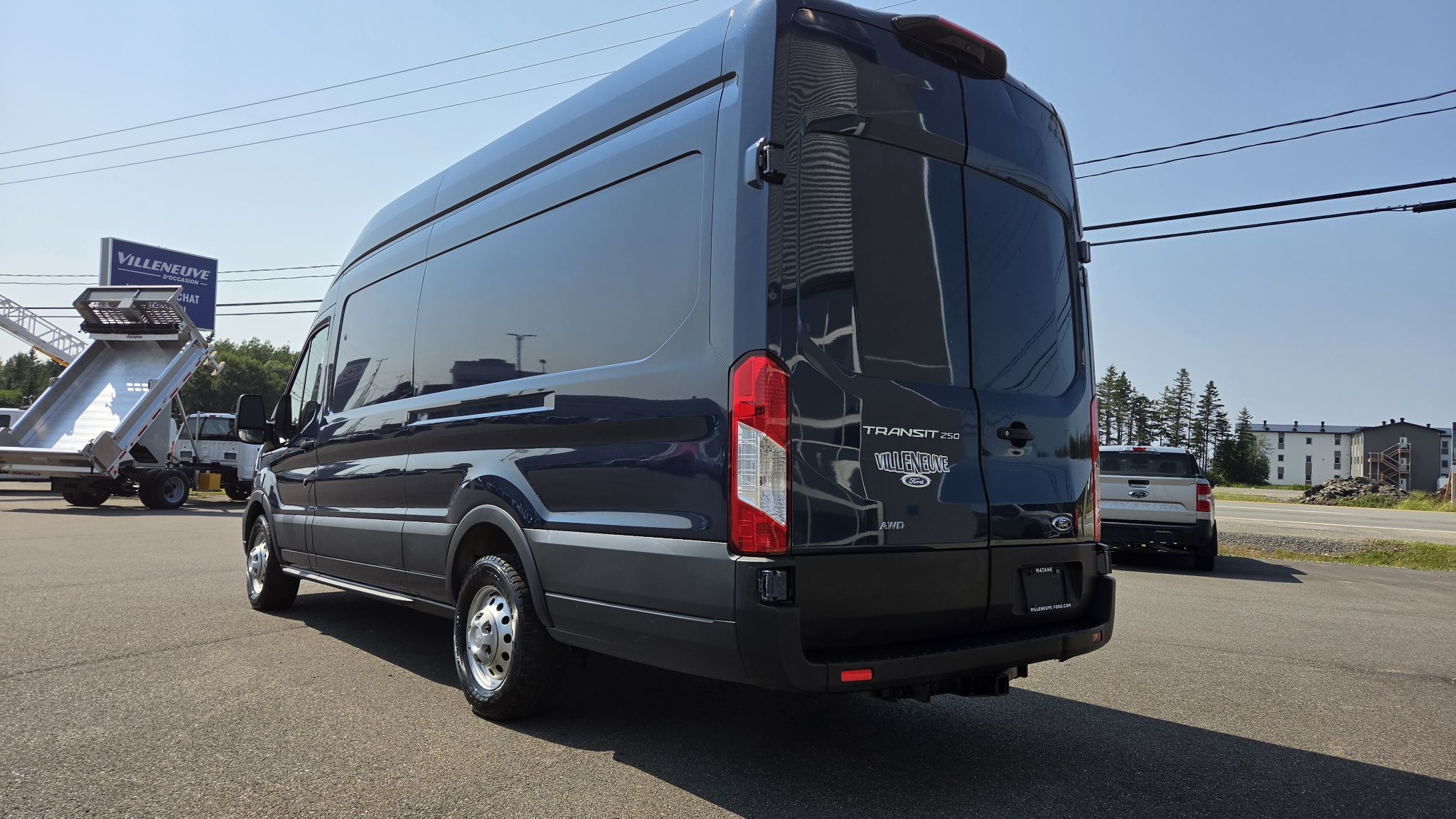 Ford Transit Cargo Van 2022 — photo 7