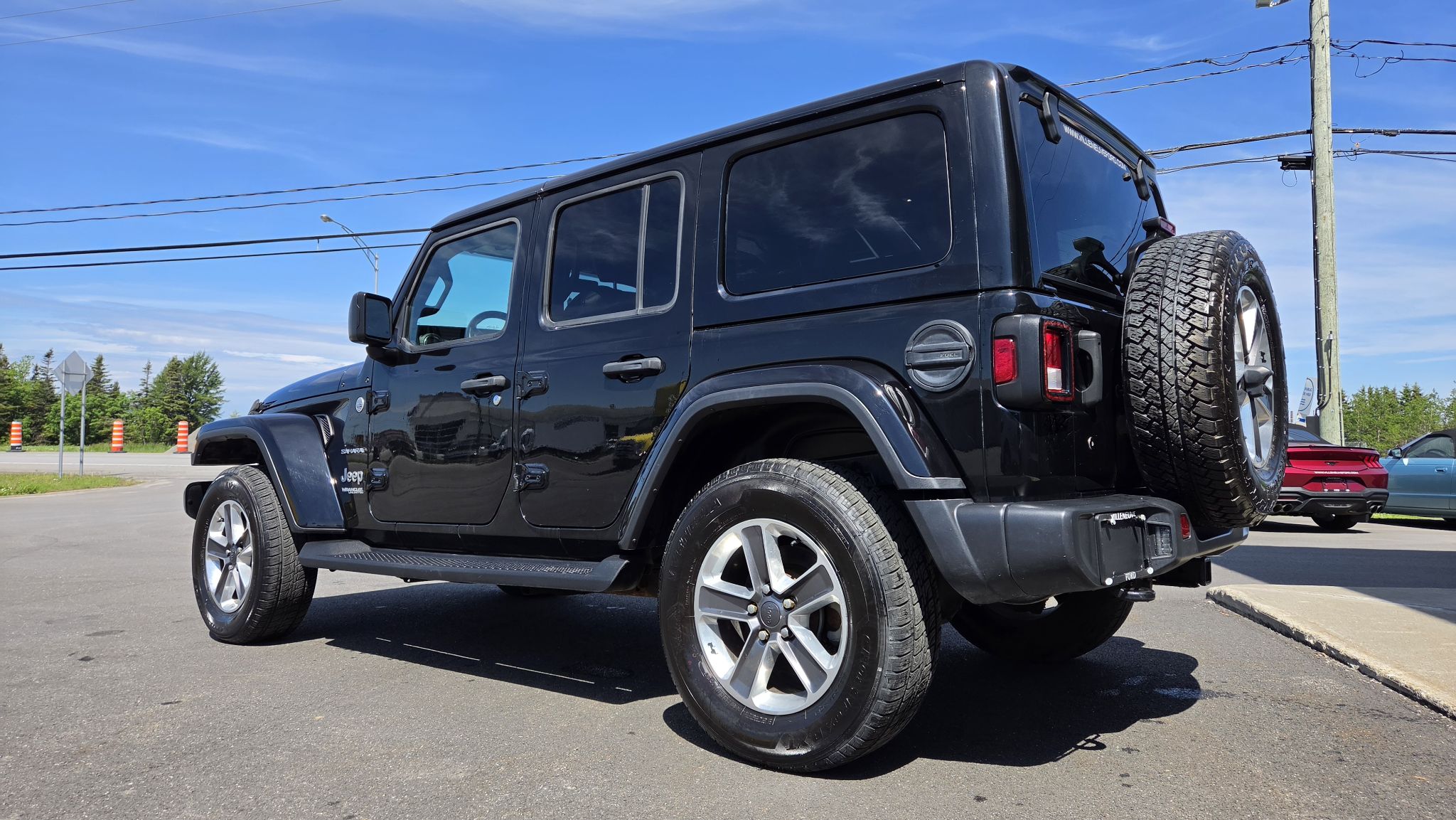 Jeep Wrangler Unlimited 2020 — photo 8