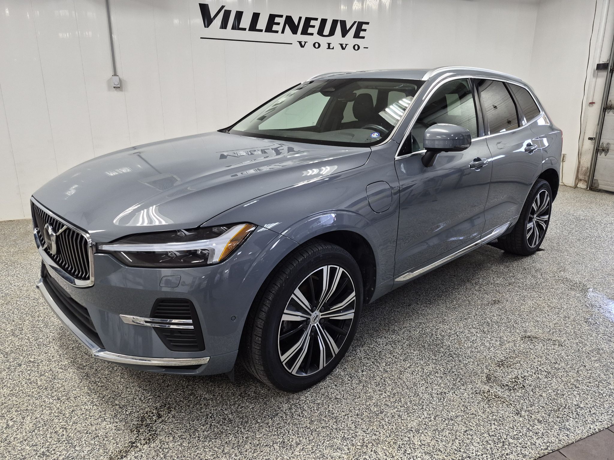 2023 Volvo XC60 RECHARGE à vendre à Matane