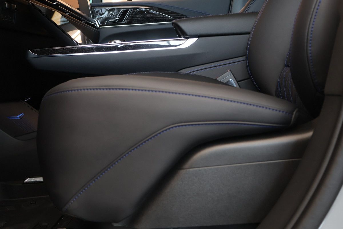 Photo Cadillac Escalade IQ Sport 2026 #7