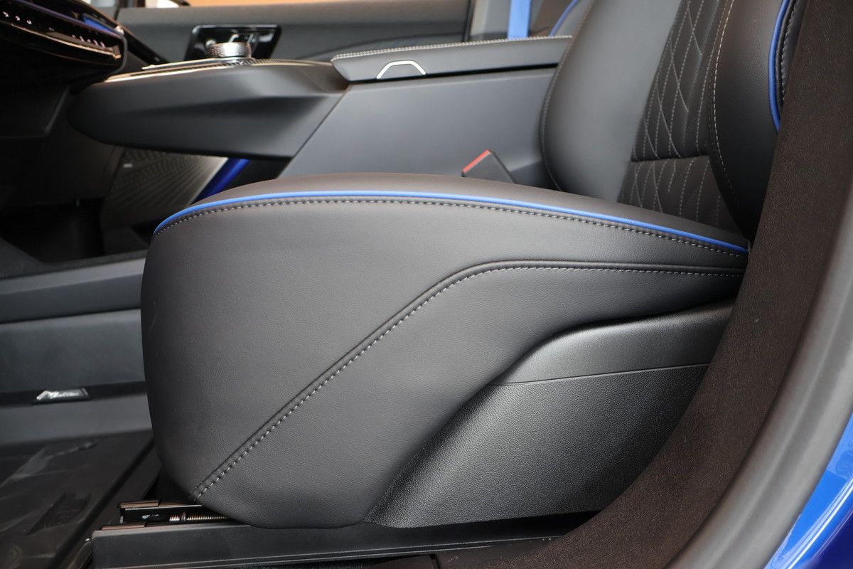 Photo Cadillac Optiq-V V-Series 2027 #7