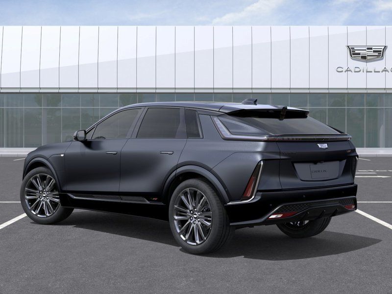 Cadillac Lyriq-V  2027