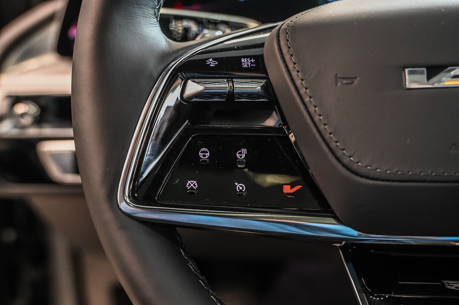 2026 Cadillac LYRIQ-V