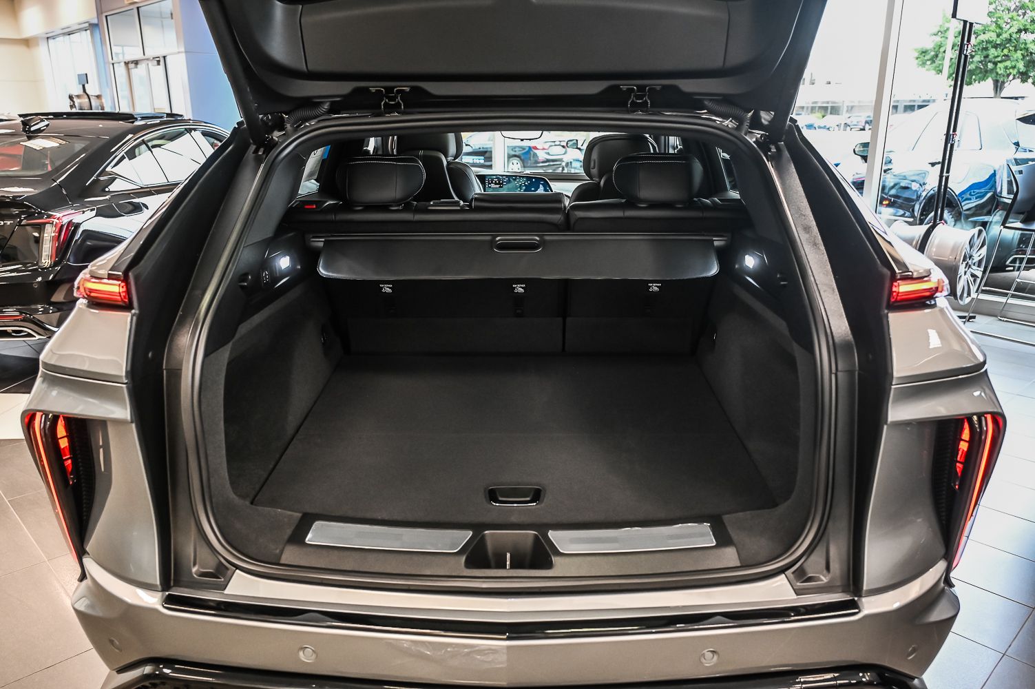 2026 Cadillac LYRIQ-V