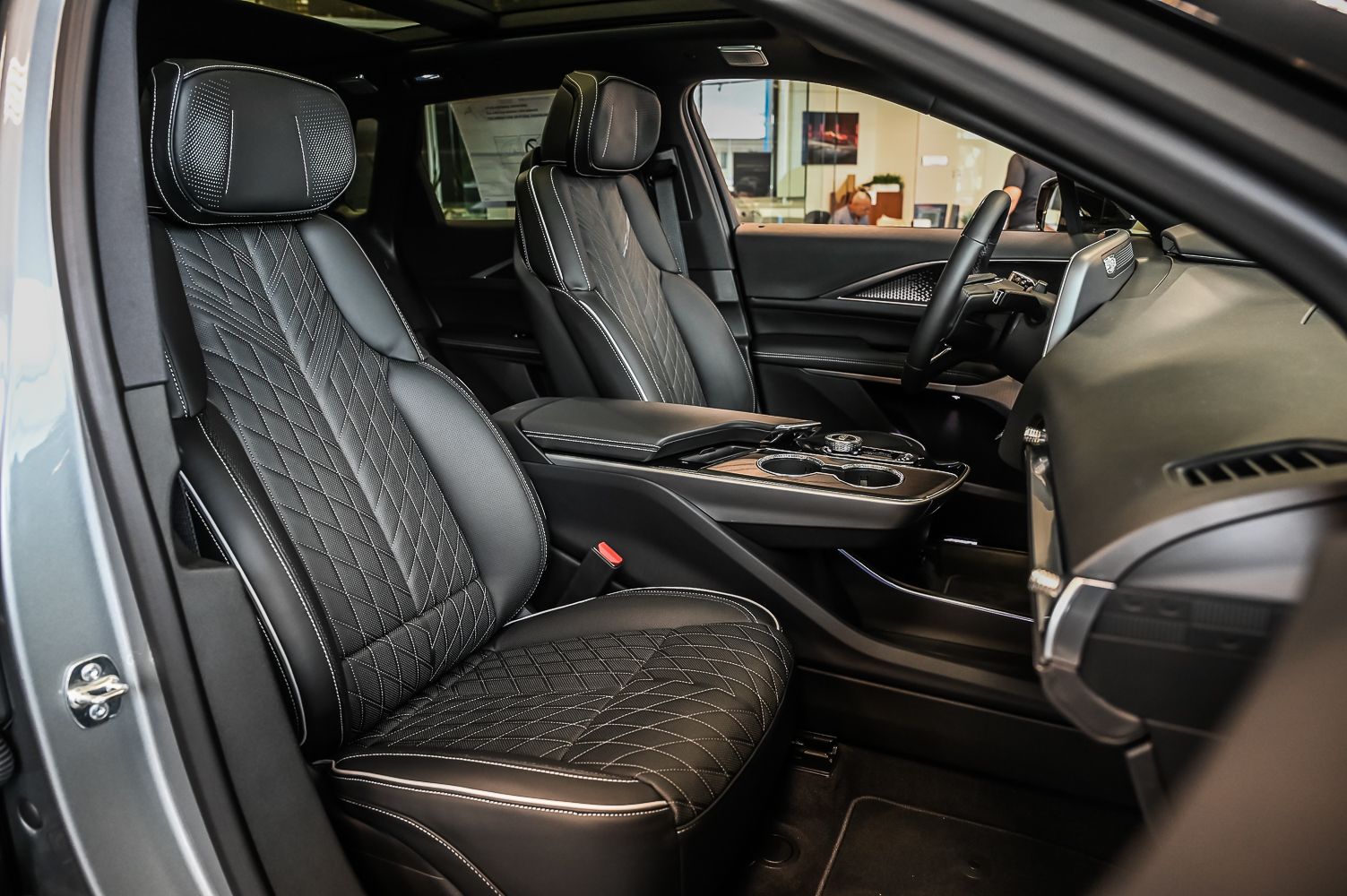 2026 Cadillac LYRIQ-V