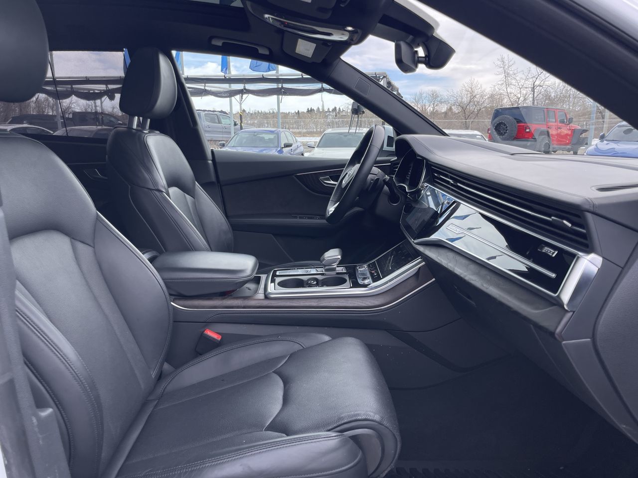 Audi Q8  2021 à Calgary, Alberta