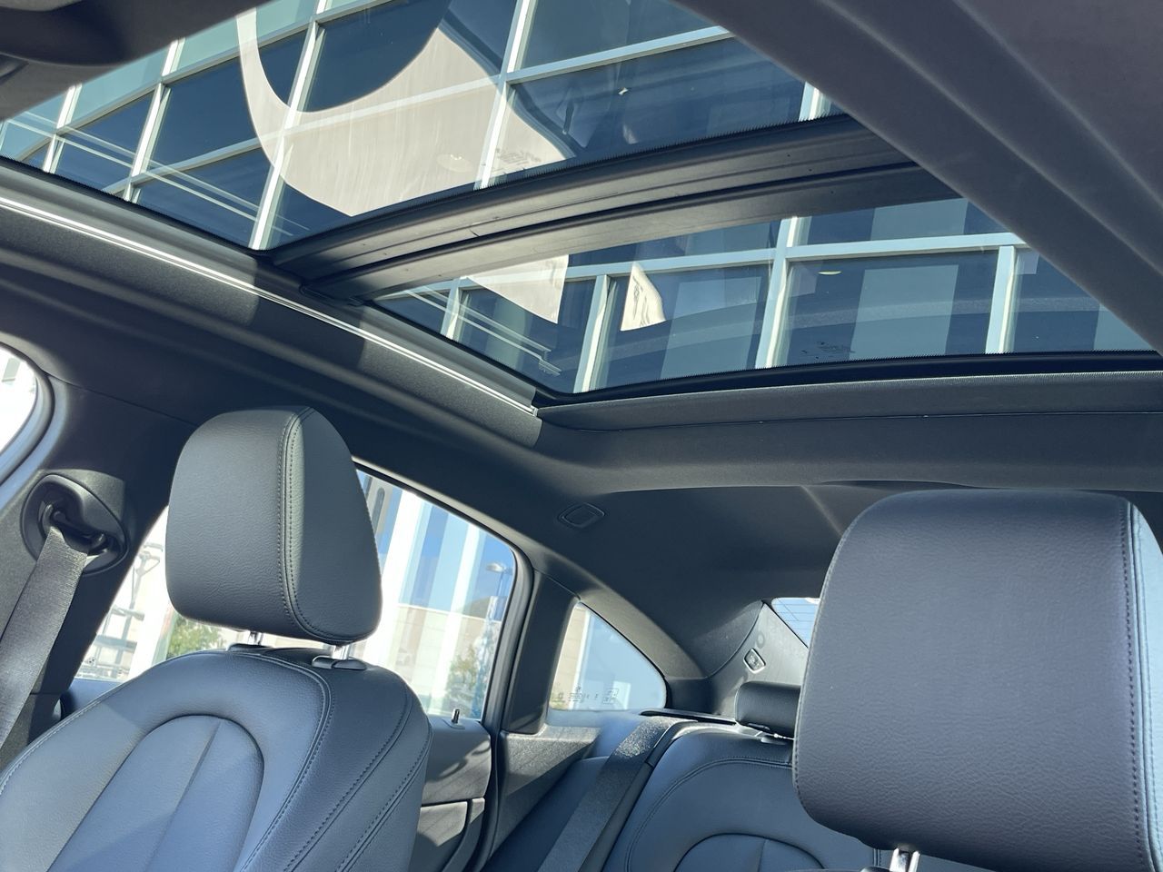 2024 BMW 228i