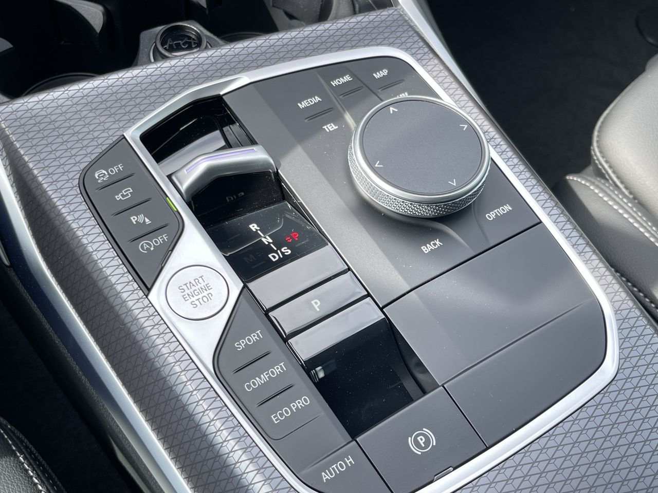 BMW 3 Series Sedan  2025 à Calgary, Alberta