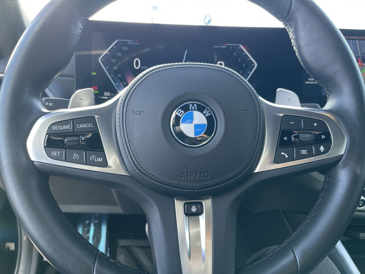 BMW 330e  2023 à Calgary, Alberta