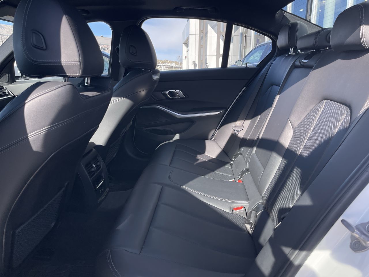 BMW 330i  2023 à Calgary, Alberta