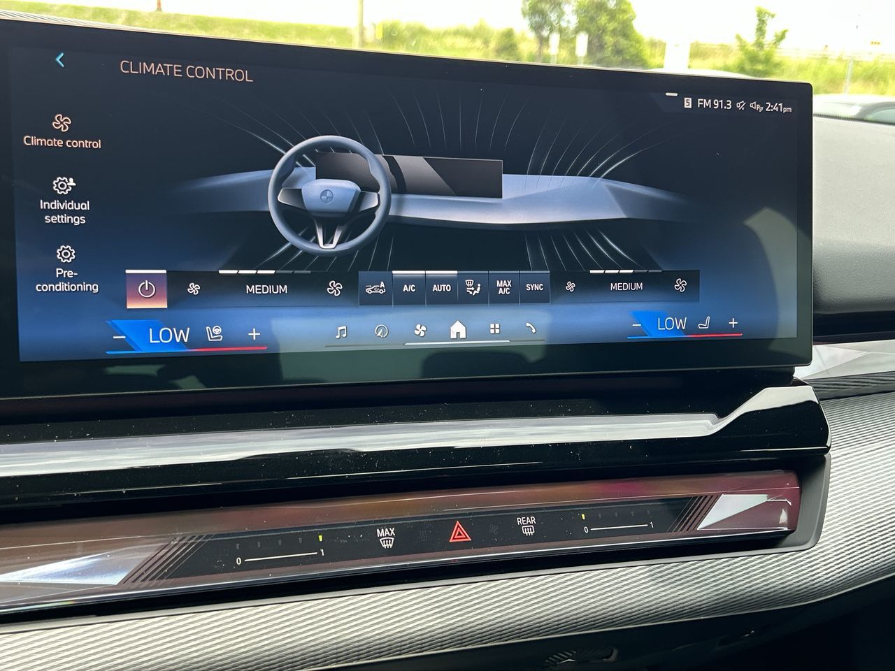 2026 BMW 5 Series Sedan