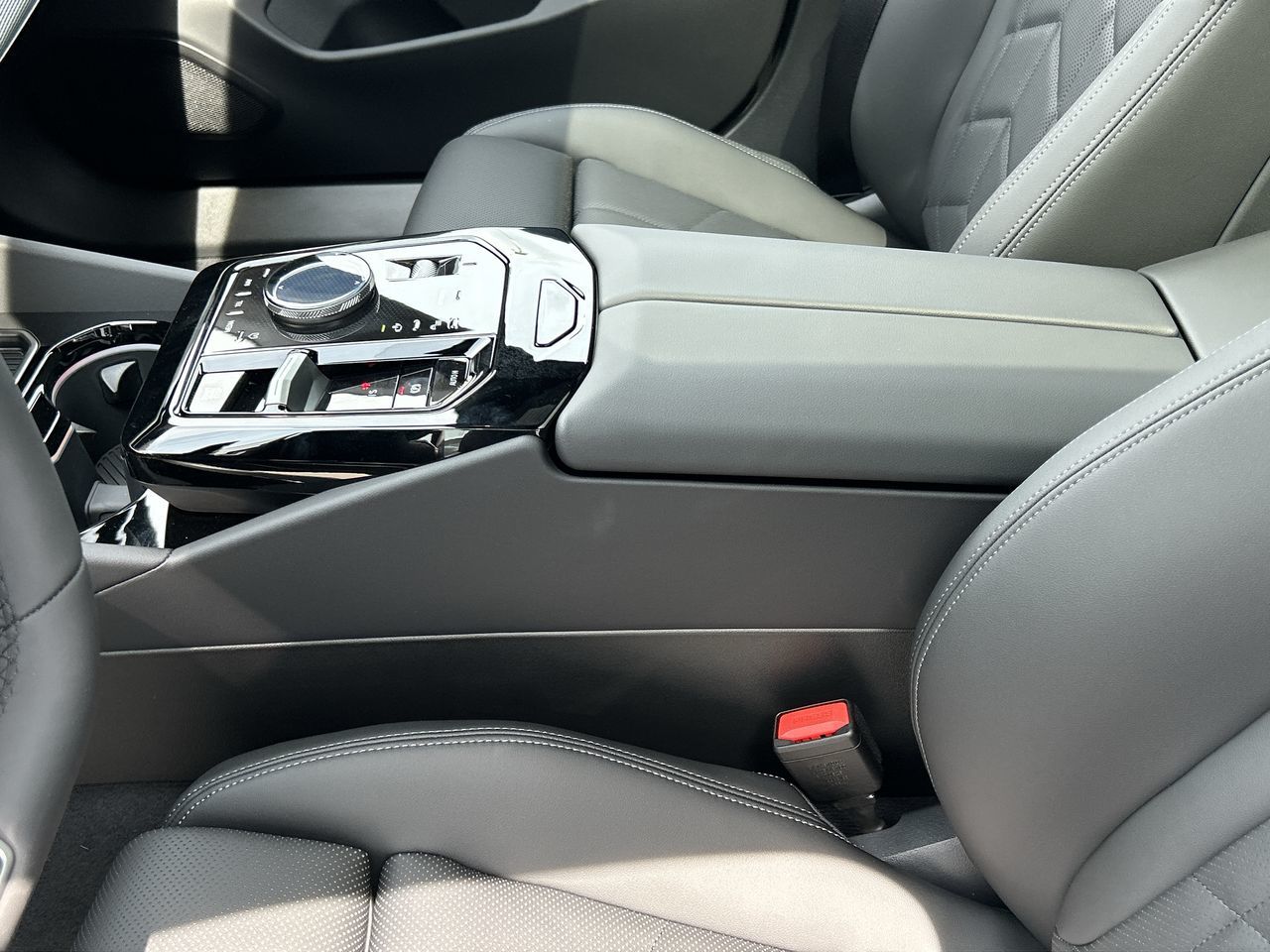 2026 BMW 5 Series Sedan