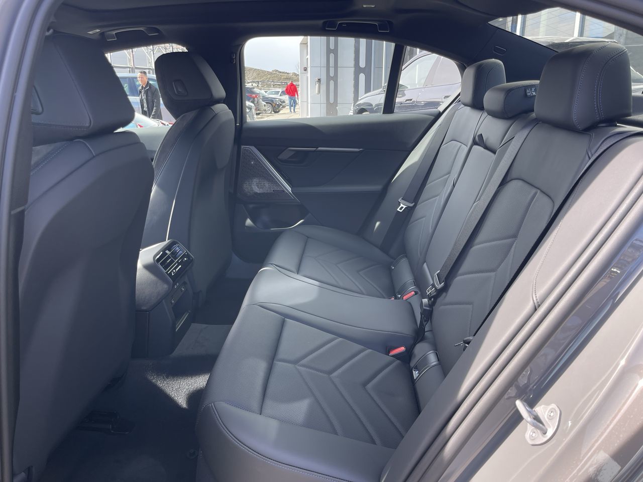 2026 BMW 5 Series Sedan