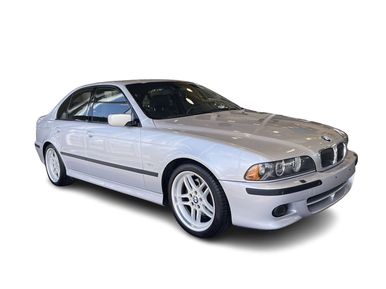 BMW 5 Series  2003 à Calgary, Alberta