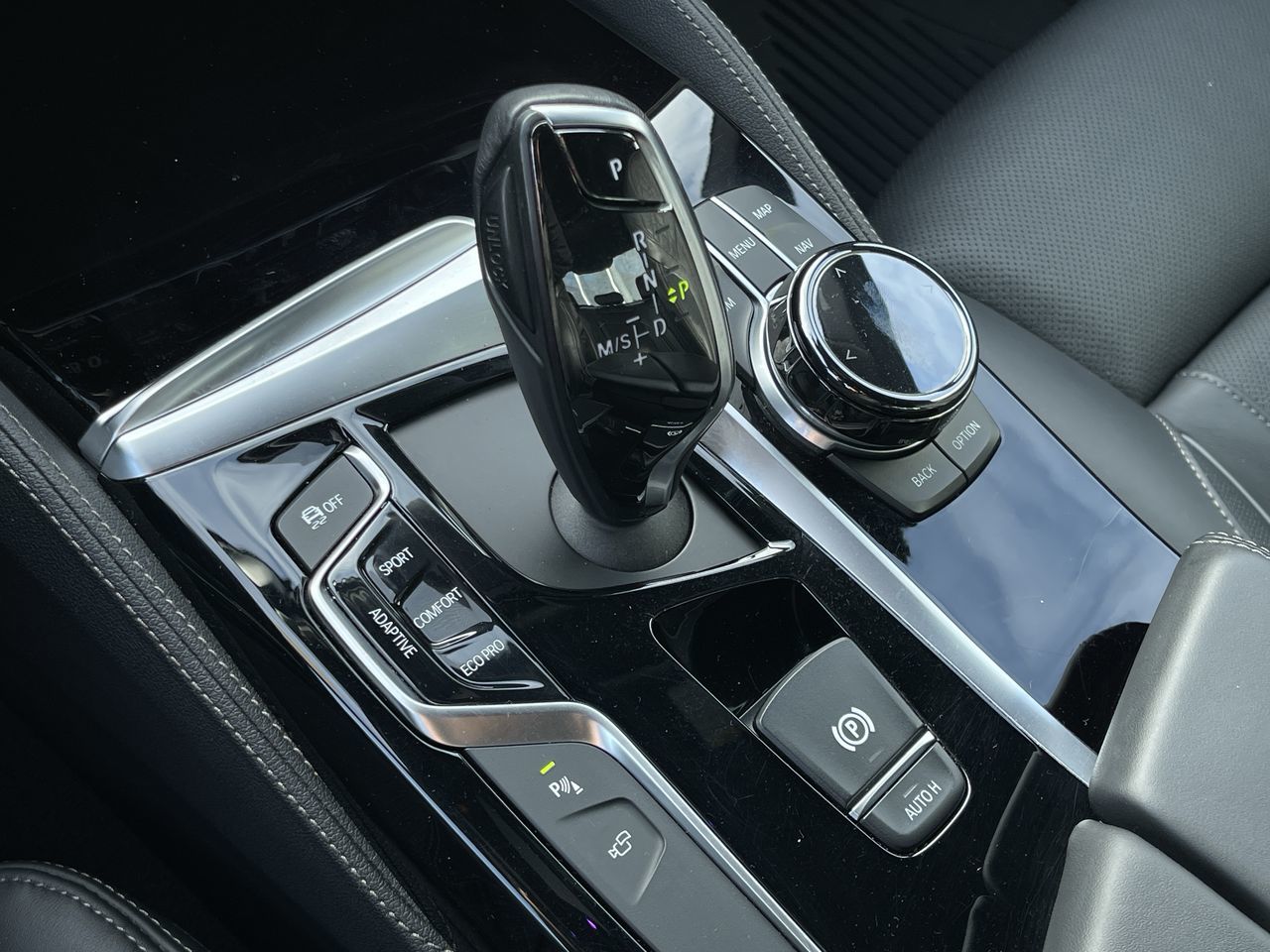 2018 BMW 5 Series in Calgary, Alberta