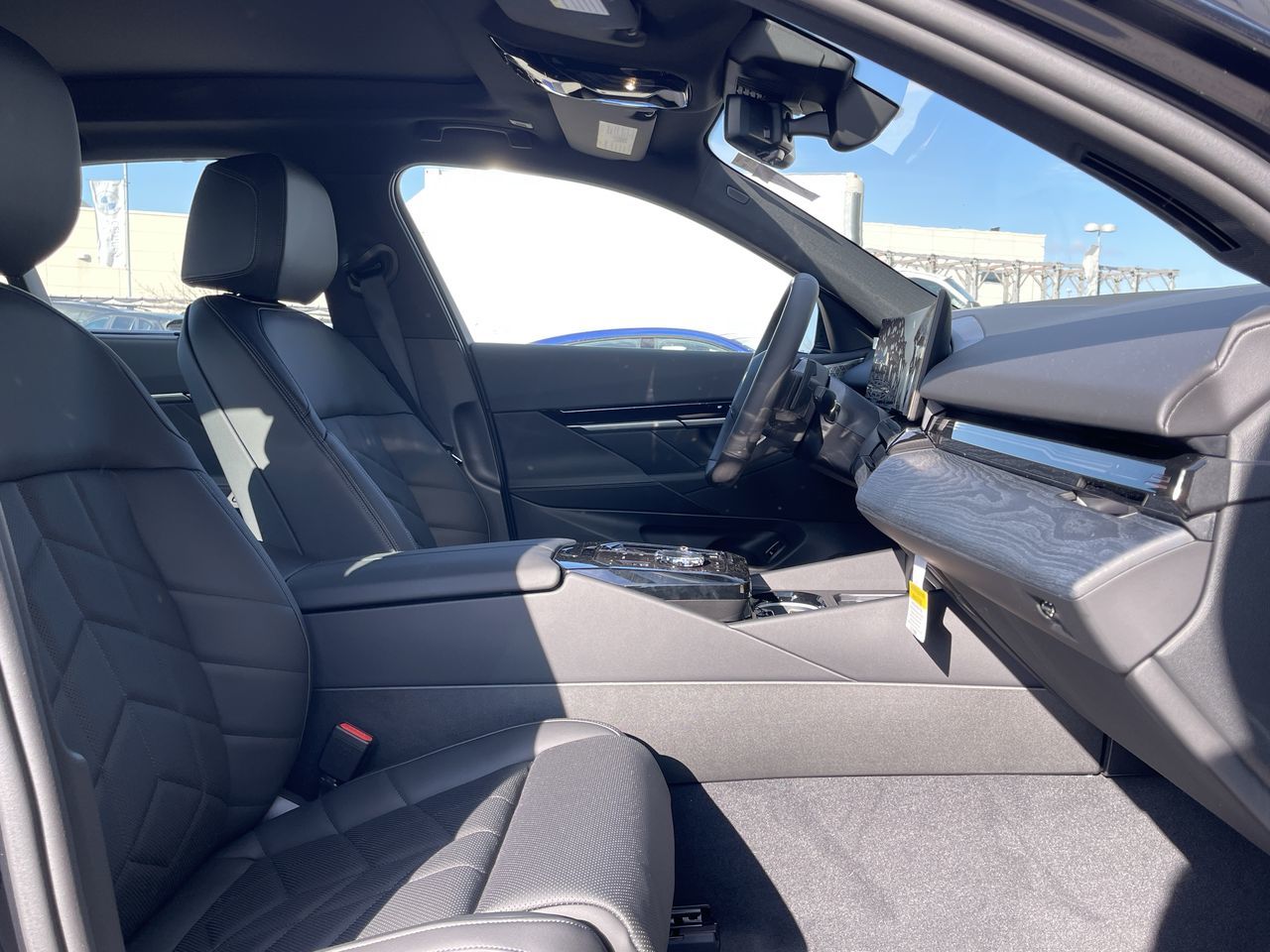 2024 BMW 530i