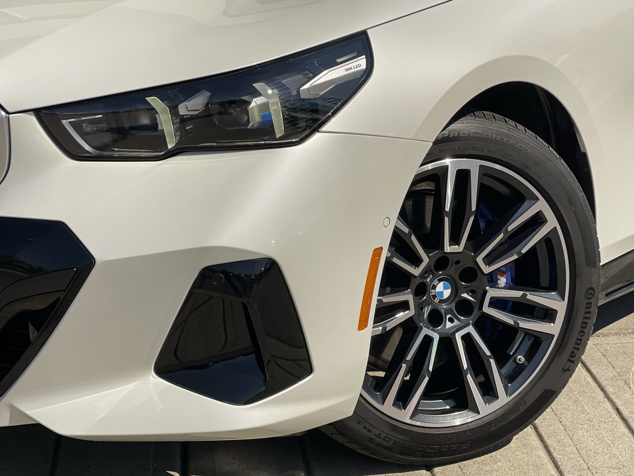 2026 BMW 530i