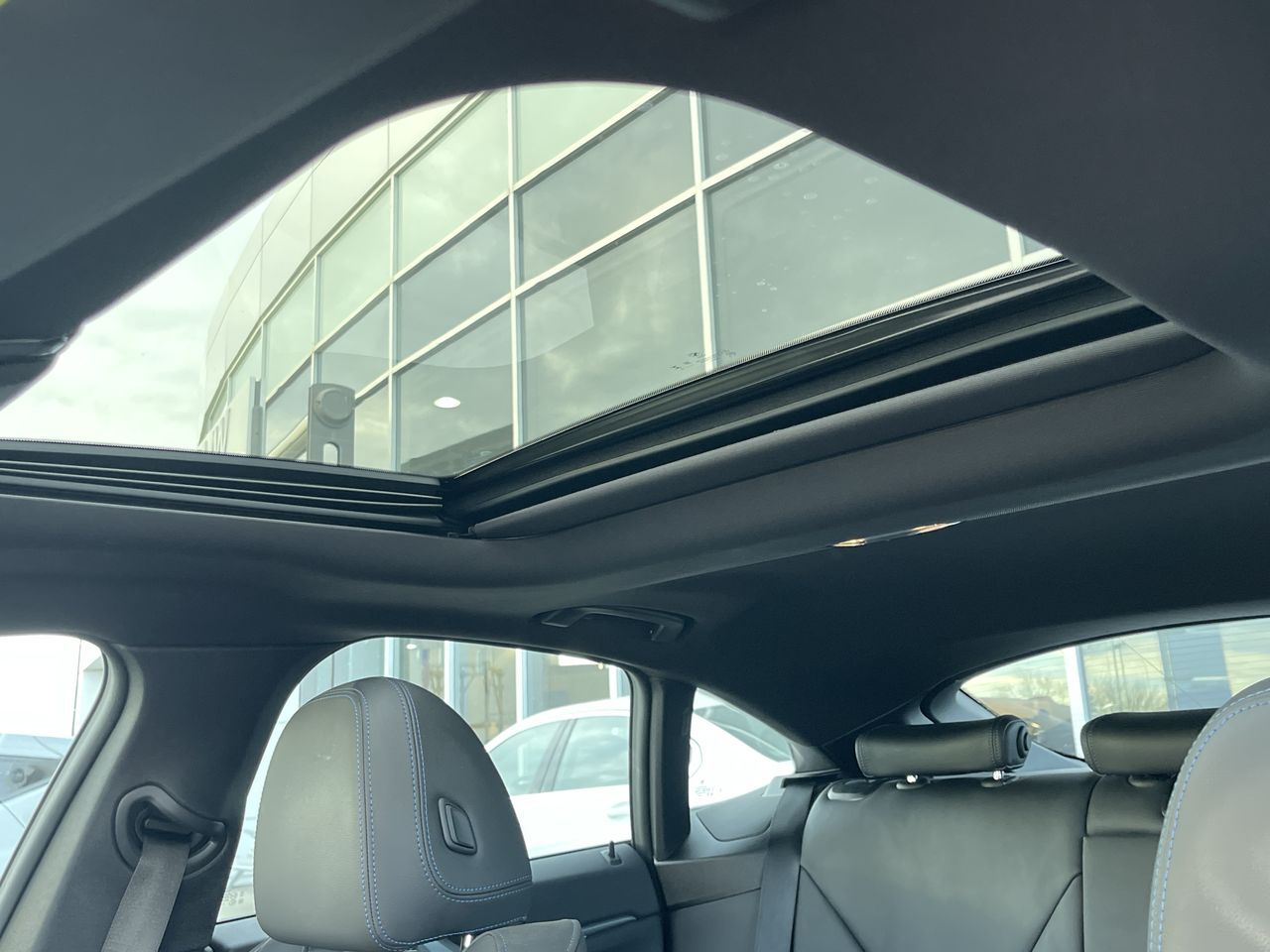 2024 BMW i4