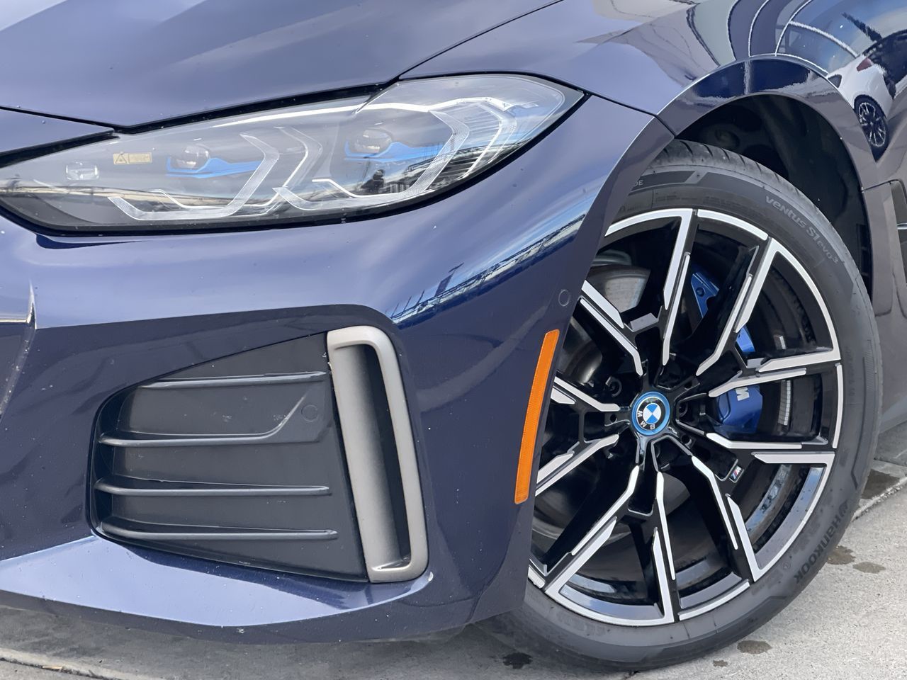 2024 BMW i4