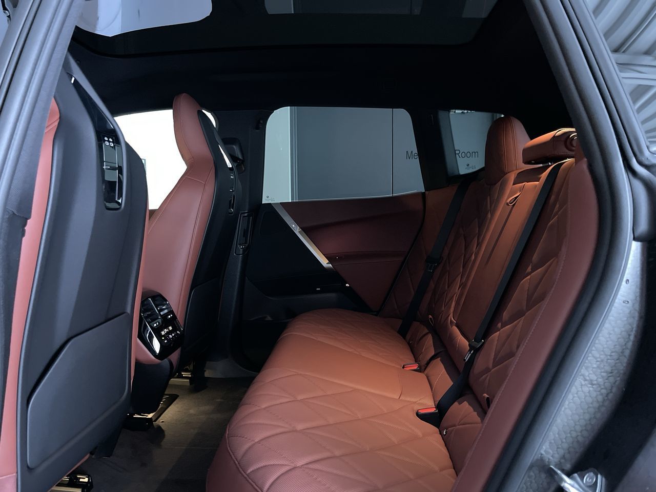 2023 BMW iX