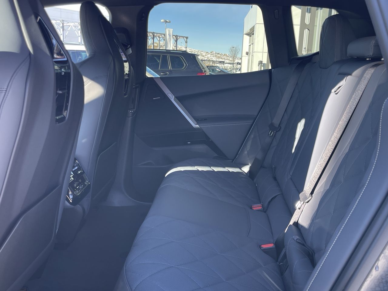 BMW iX  2026 à Calgary, Alberta