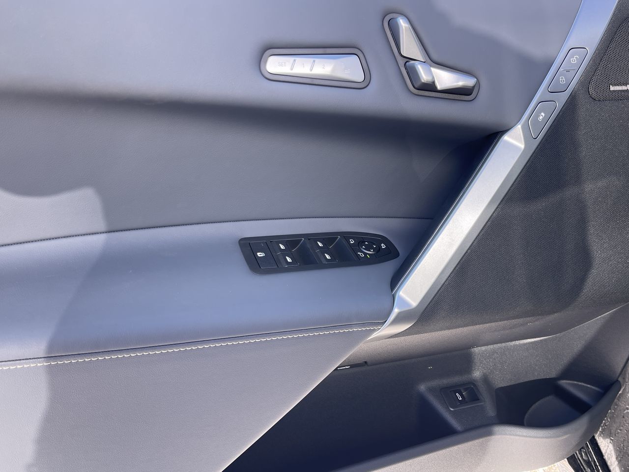 BMW iX  2026 à Calgary, Alberta