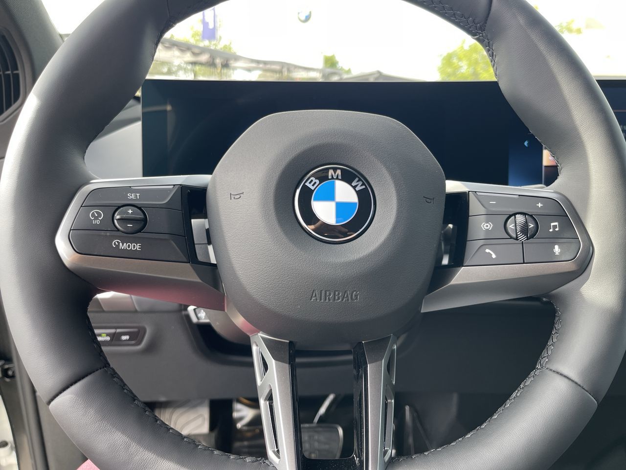 BMW iX  2026 à Calgary, Alberta