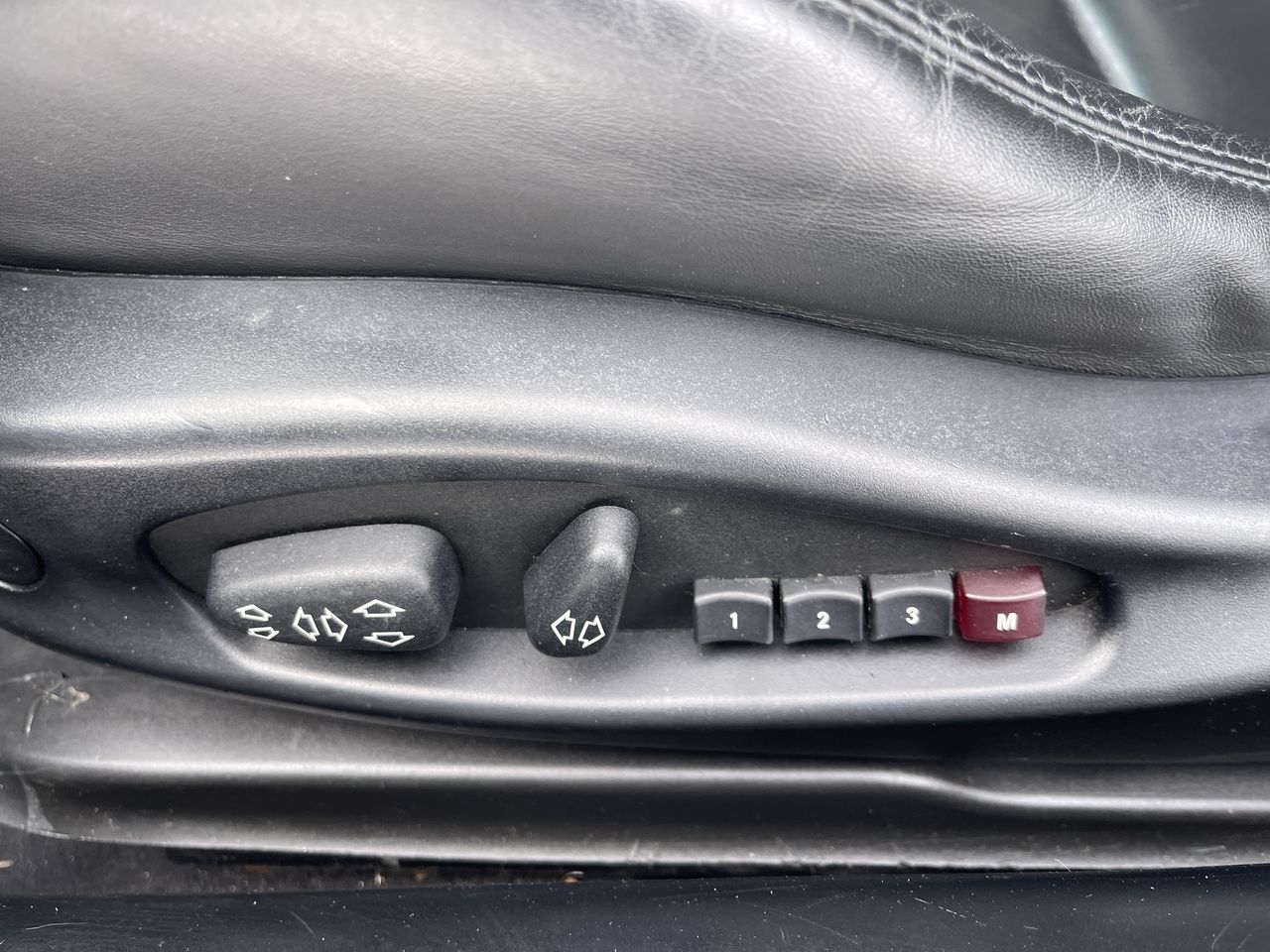 BMW M3  2004 à Calgary, Alberta