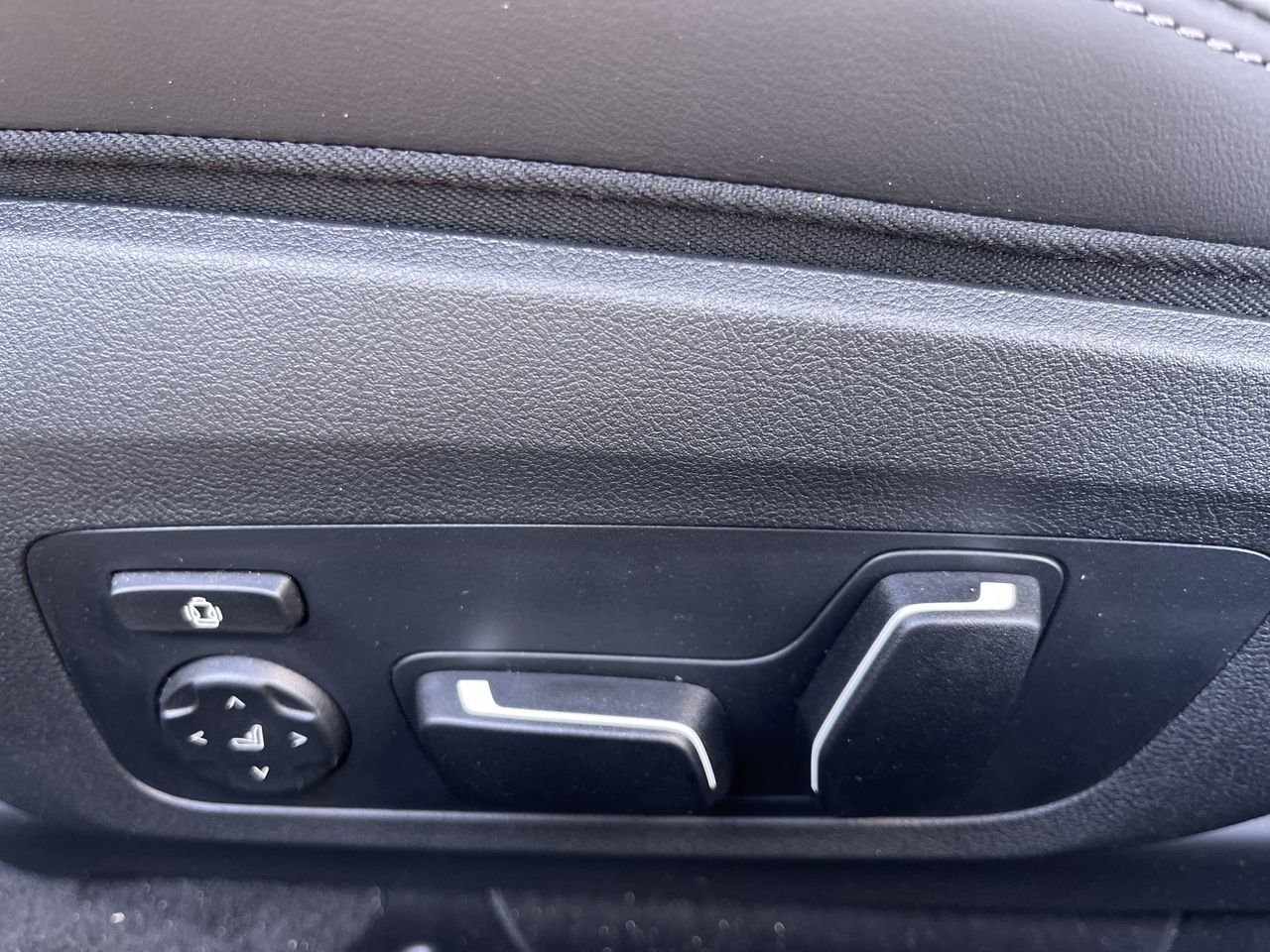 BMW M4 Coupe  2026 à Calgary, Alberta