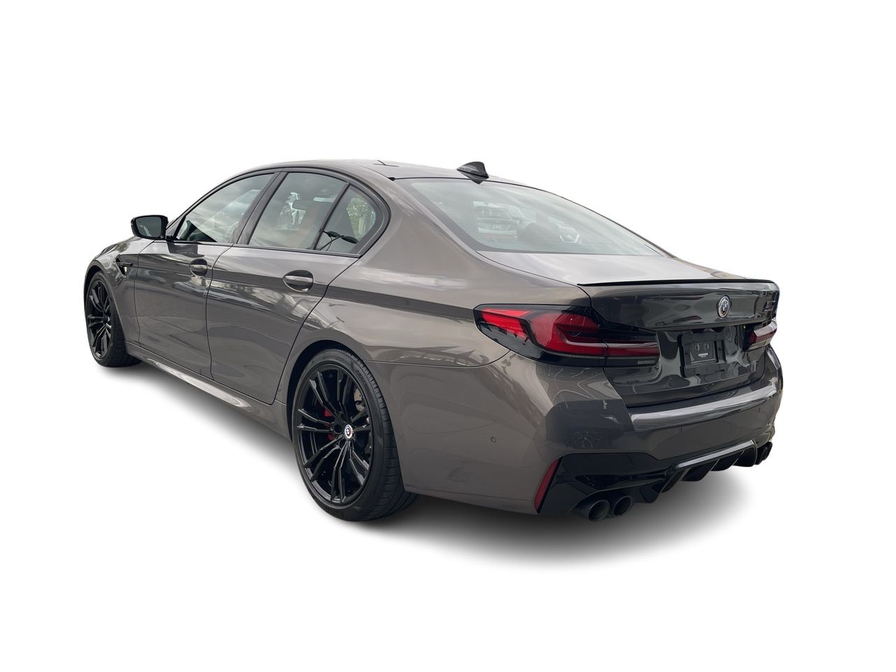 2023 BMW M5