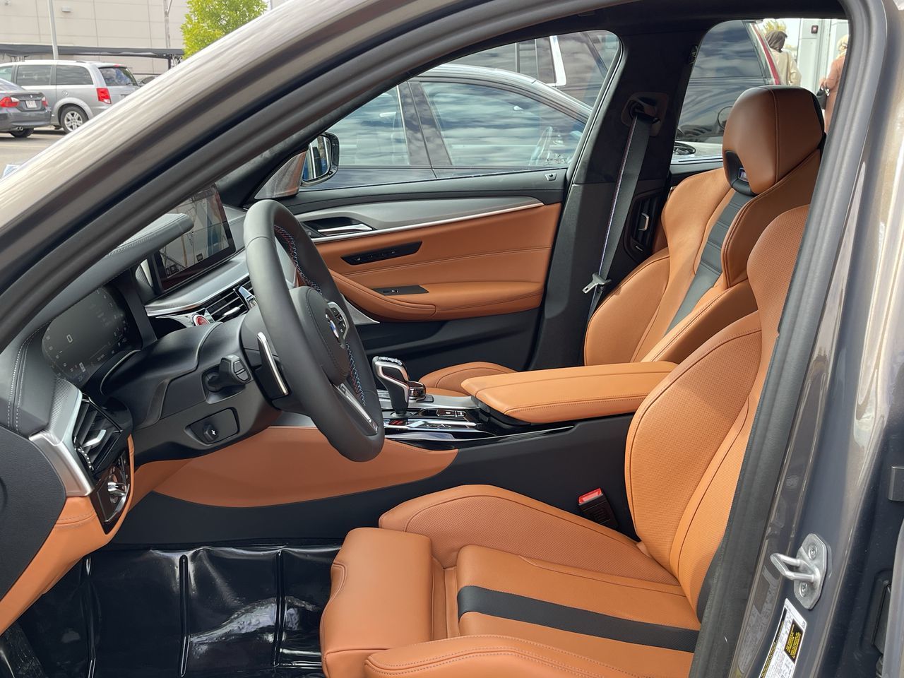 2023 BMW M5