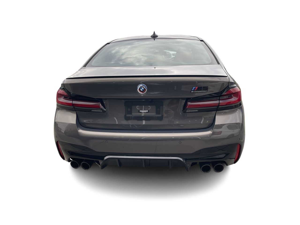2023 BMW M5