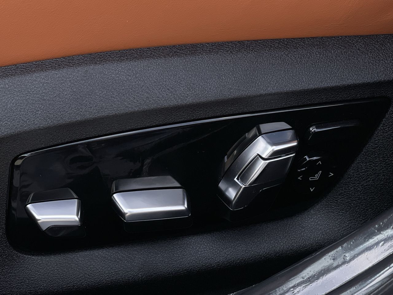 2023 BMW M5