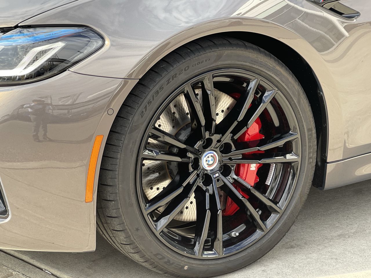 2023 BMW M5
