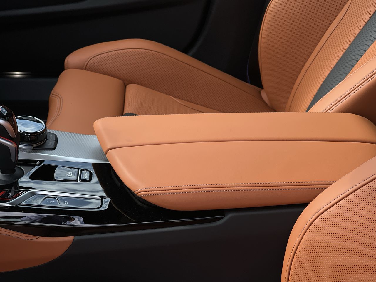 2023 BMW M5