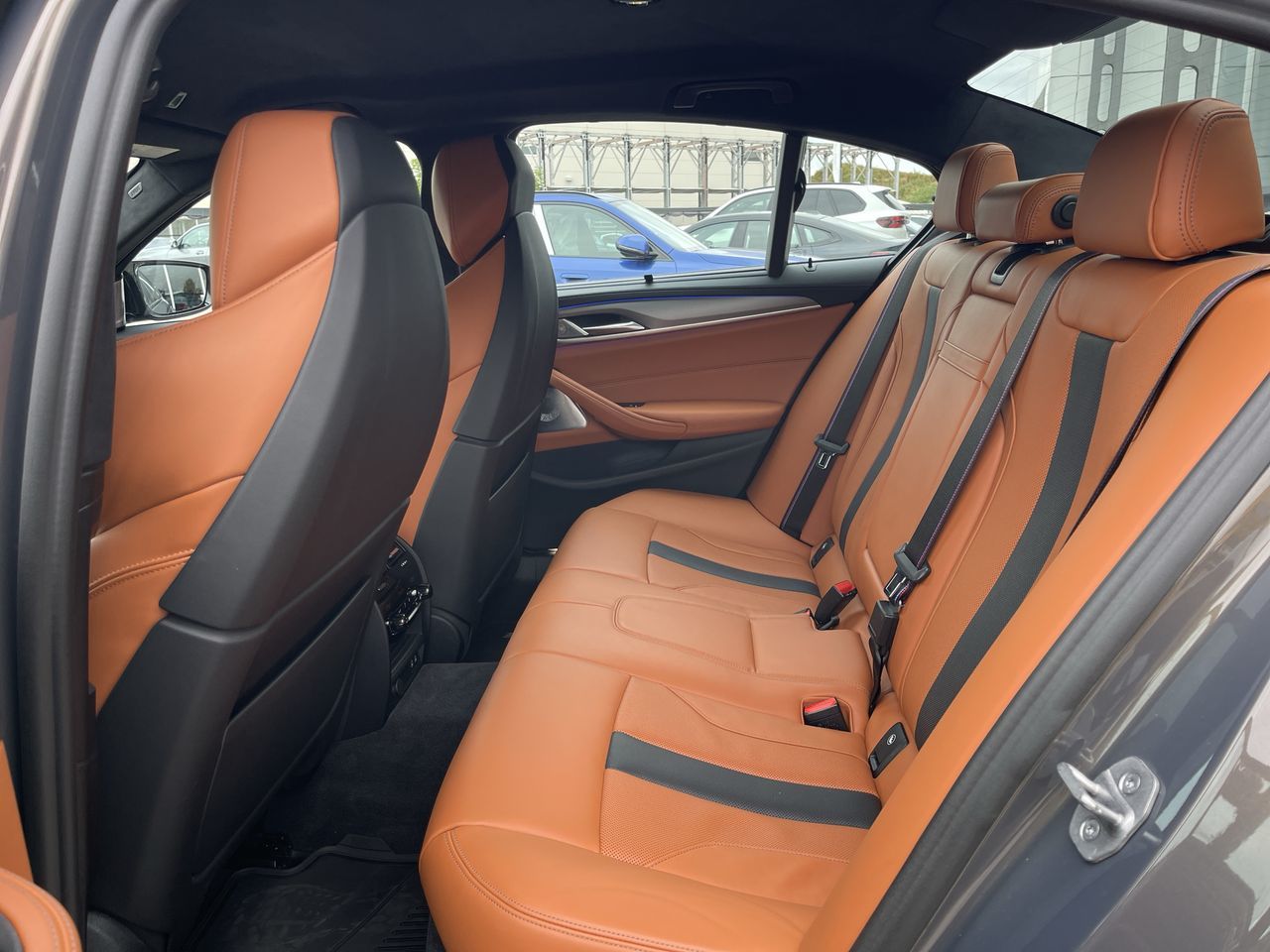 2023 BMW M5