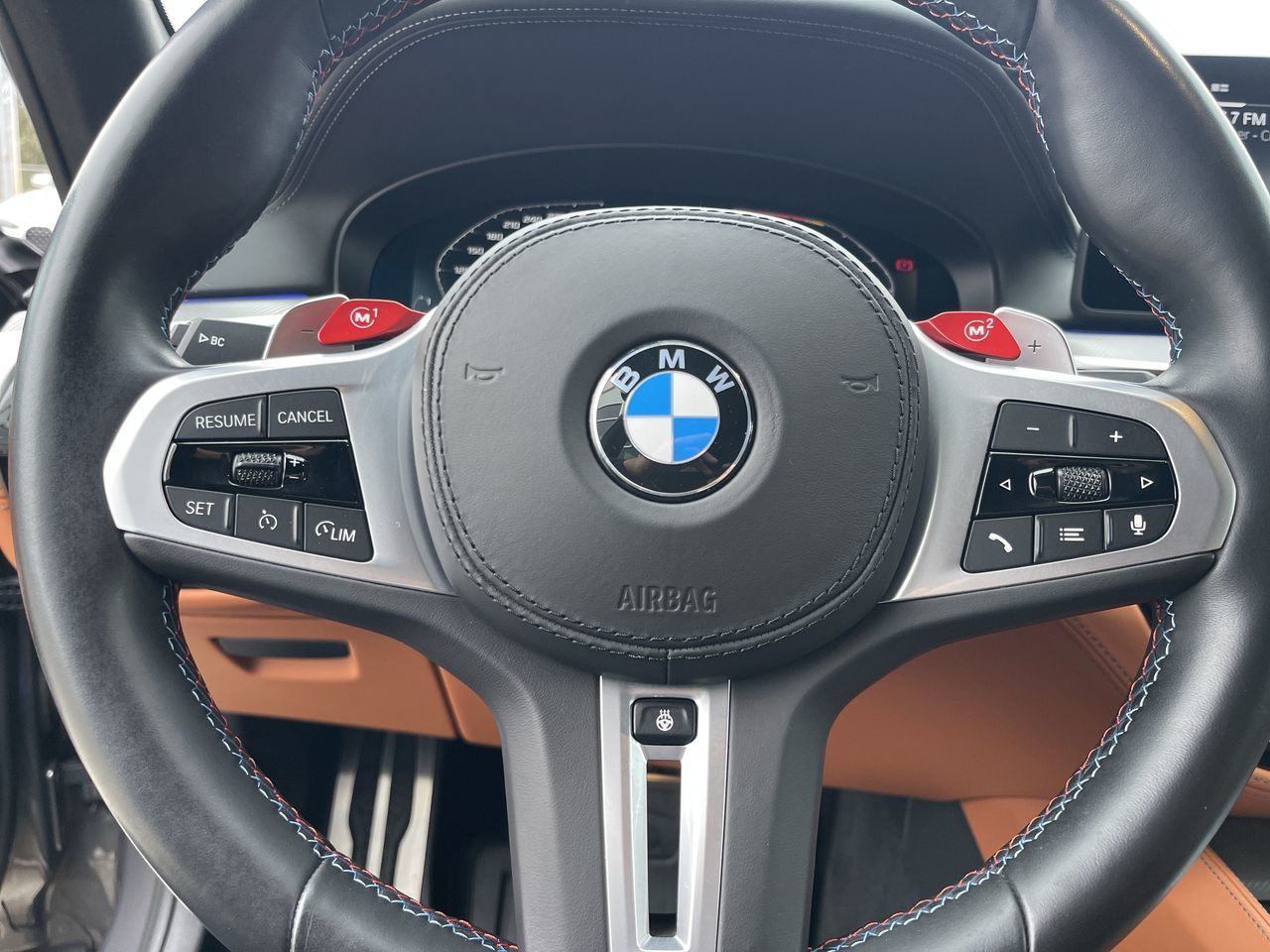 2023 BMW M5