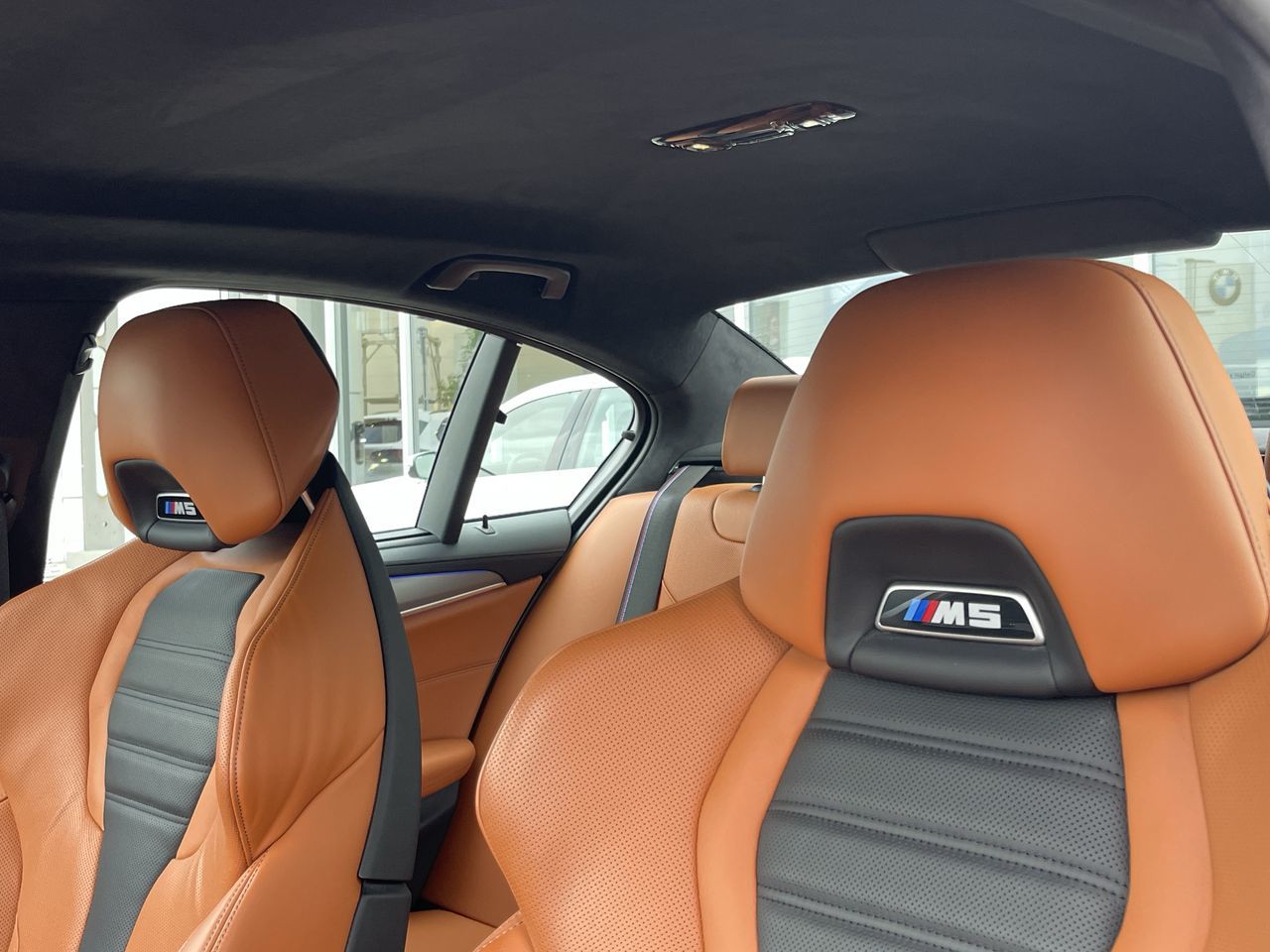 2023 BMW M5