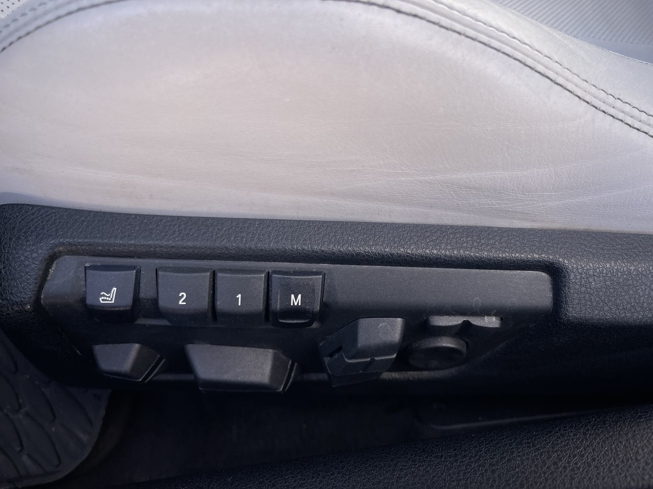 2014 BMW M6 in Calgary, Alberta