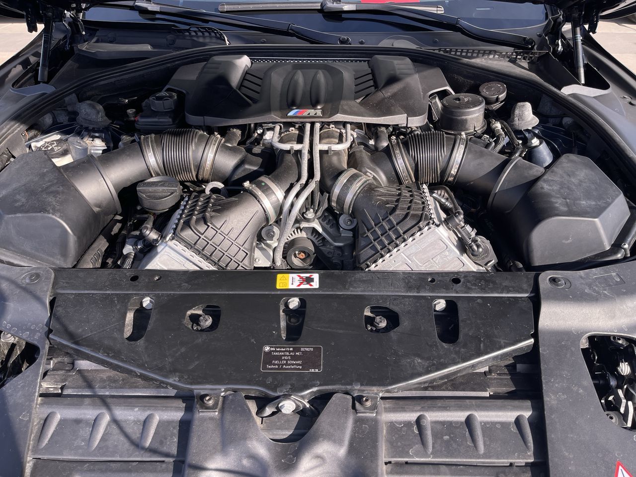 2014 BMW M6 in Calgary, Alberta