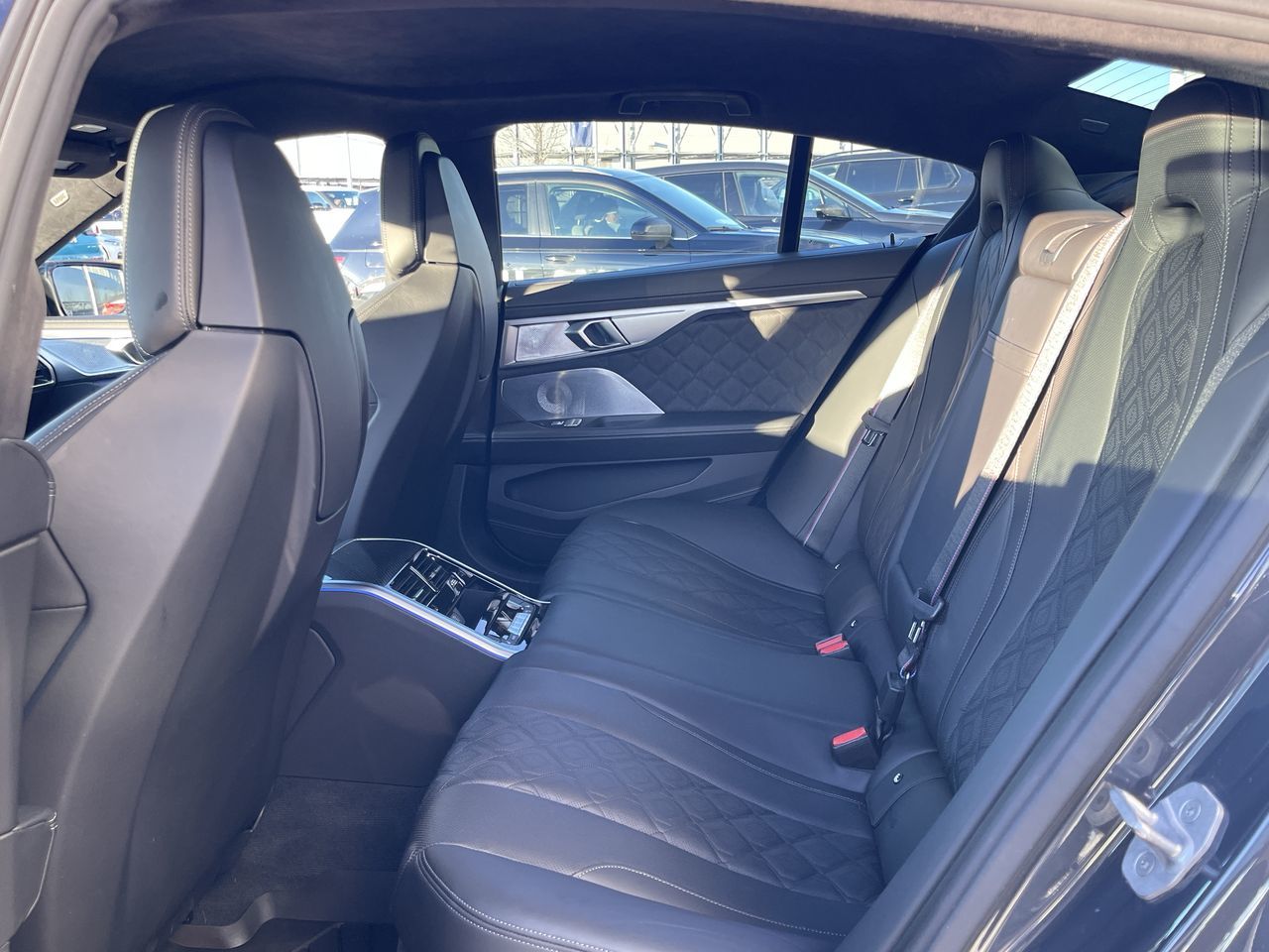 BMW M8  2021 à Calgary, Alberta