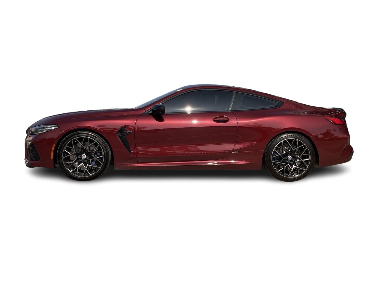 2023 BMW M8