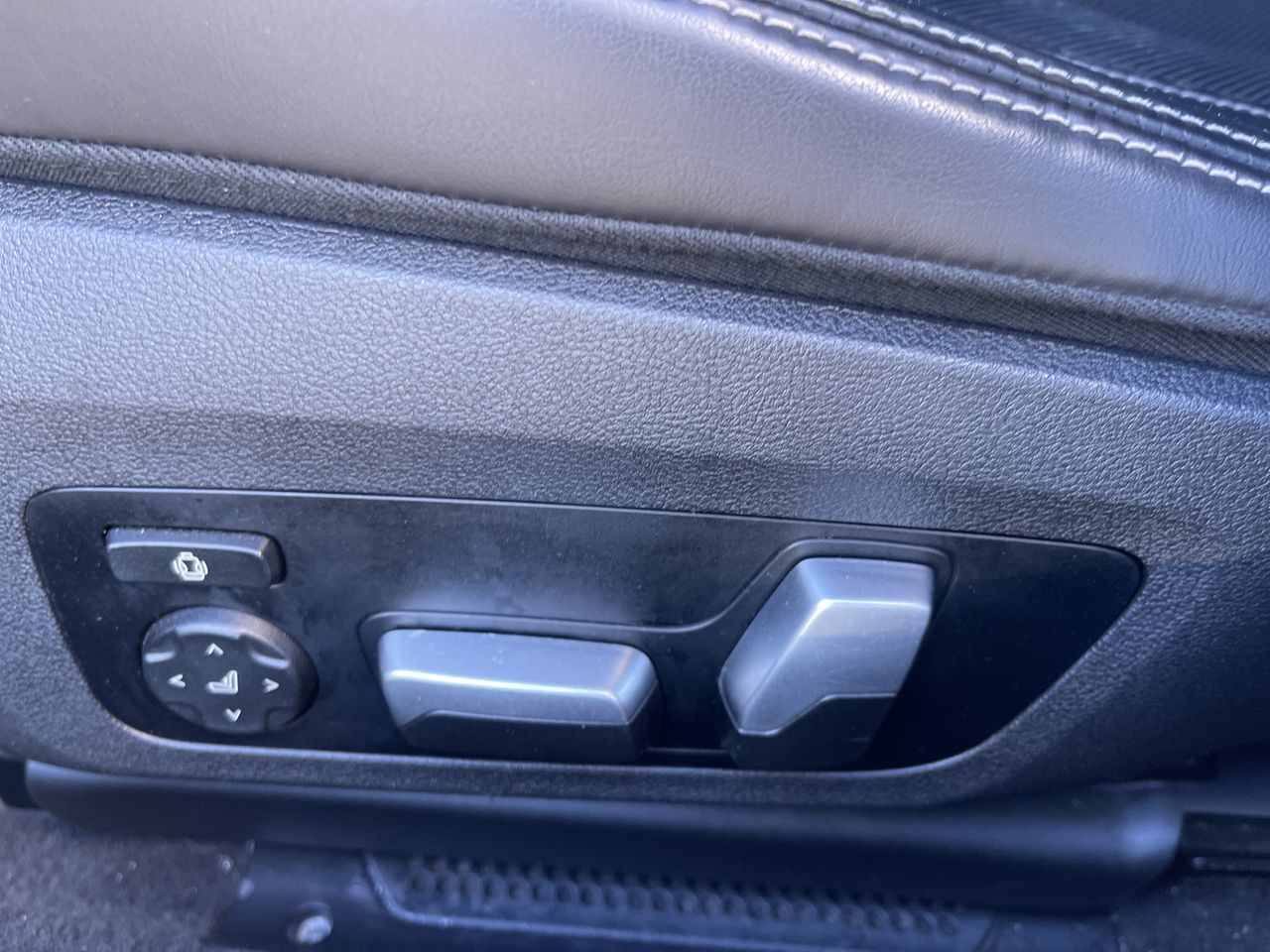 2021 BMW M850i in Calgary, Alberta