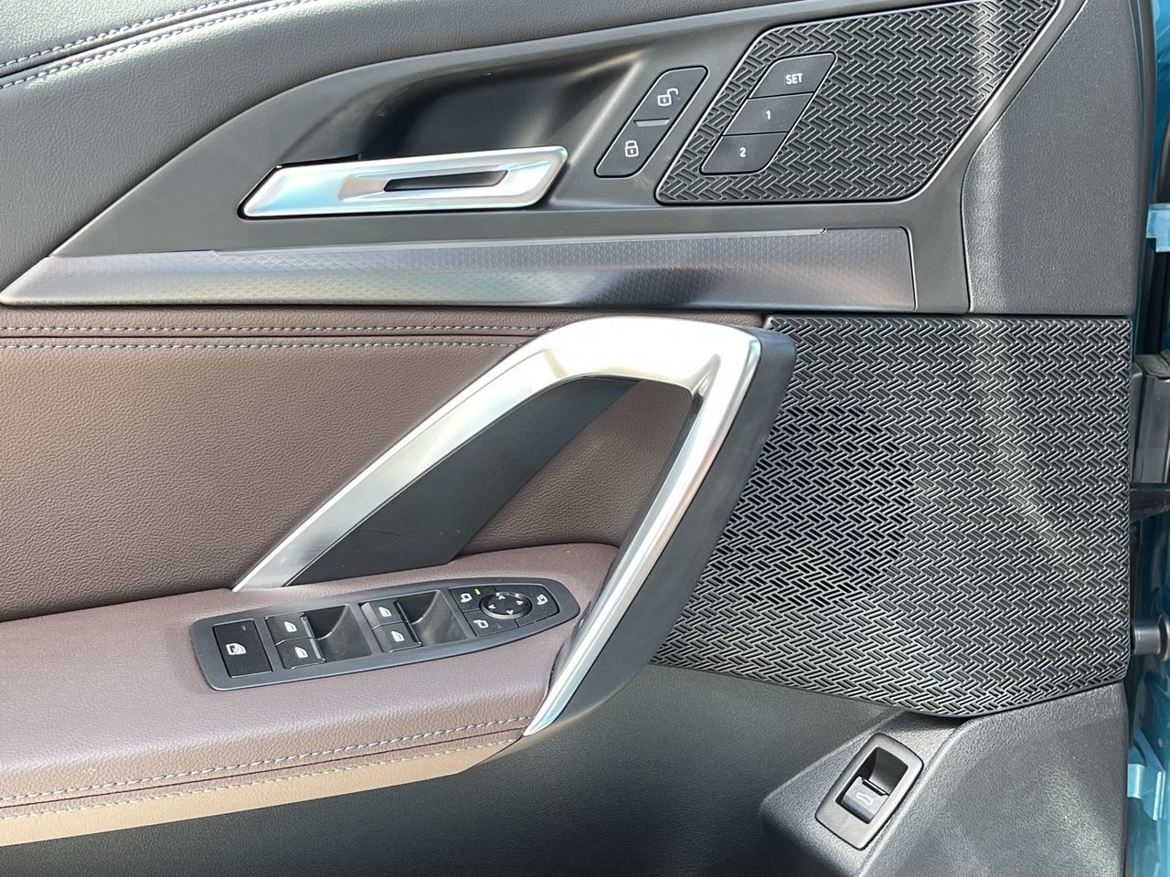 BMW X1  2023 à Calgary, Alberta