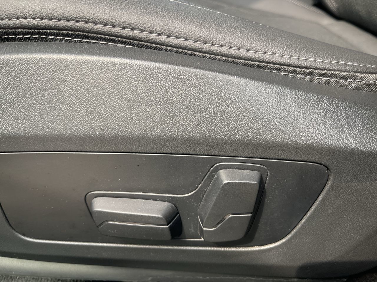 2023 BMW X1