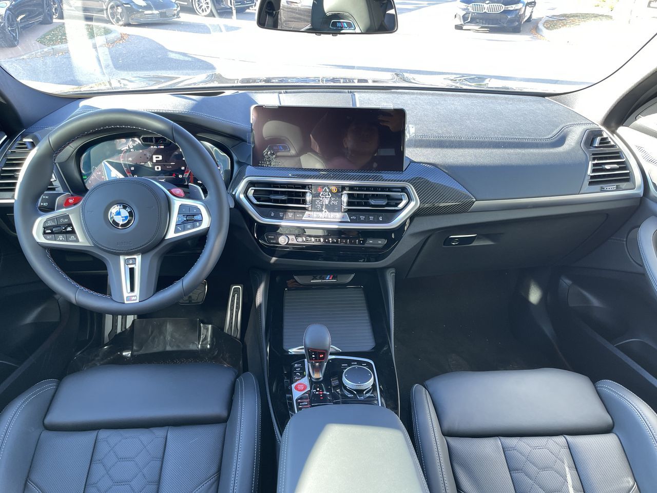 2025 BMW X4 M