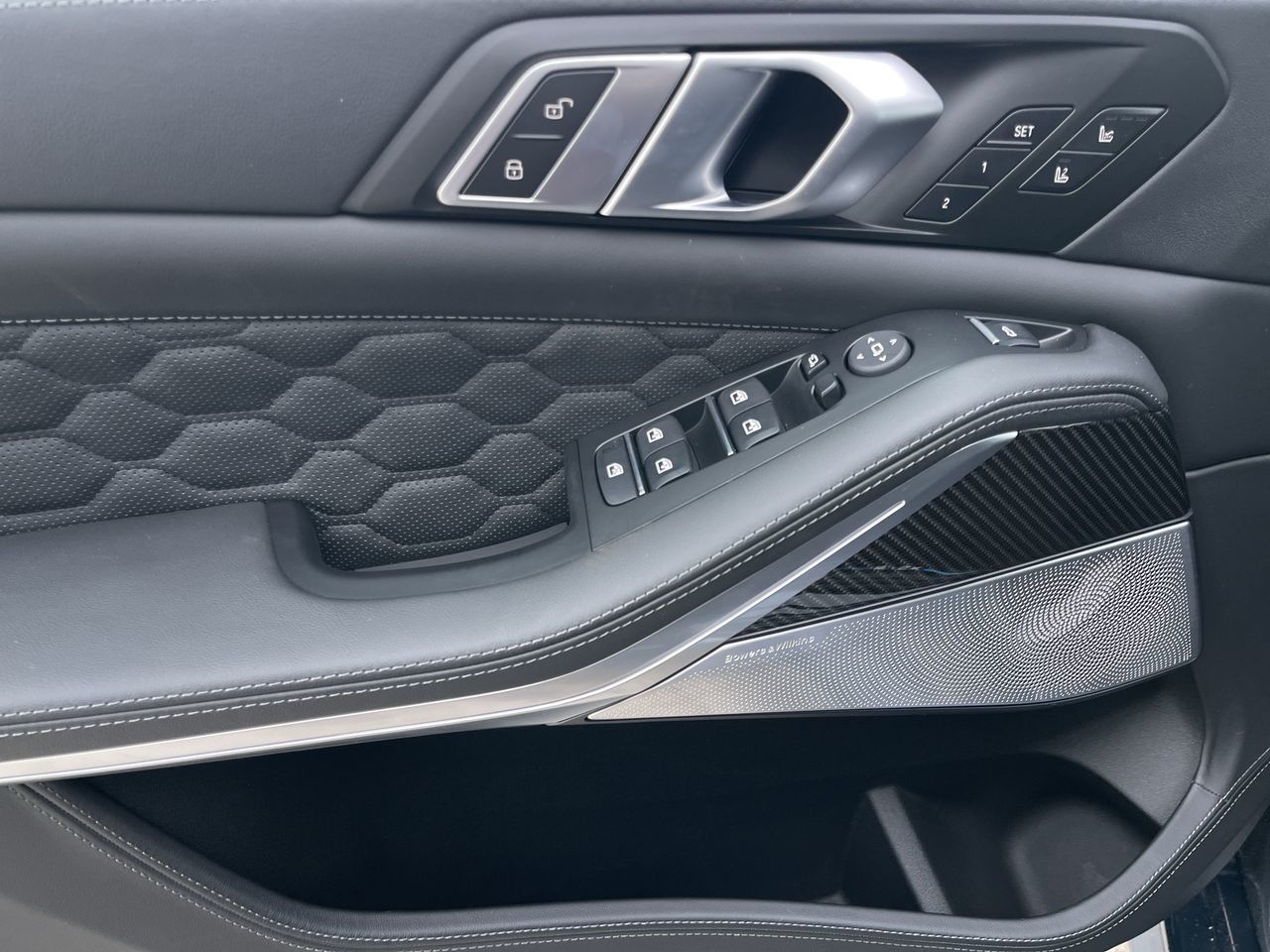 2025 BMW X5 M