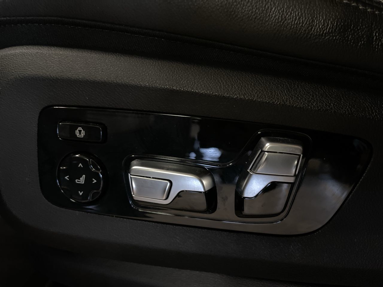 BMW X5  2021 à Calgary, Alberta