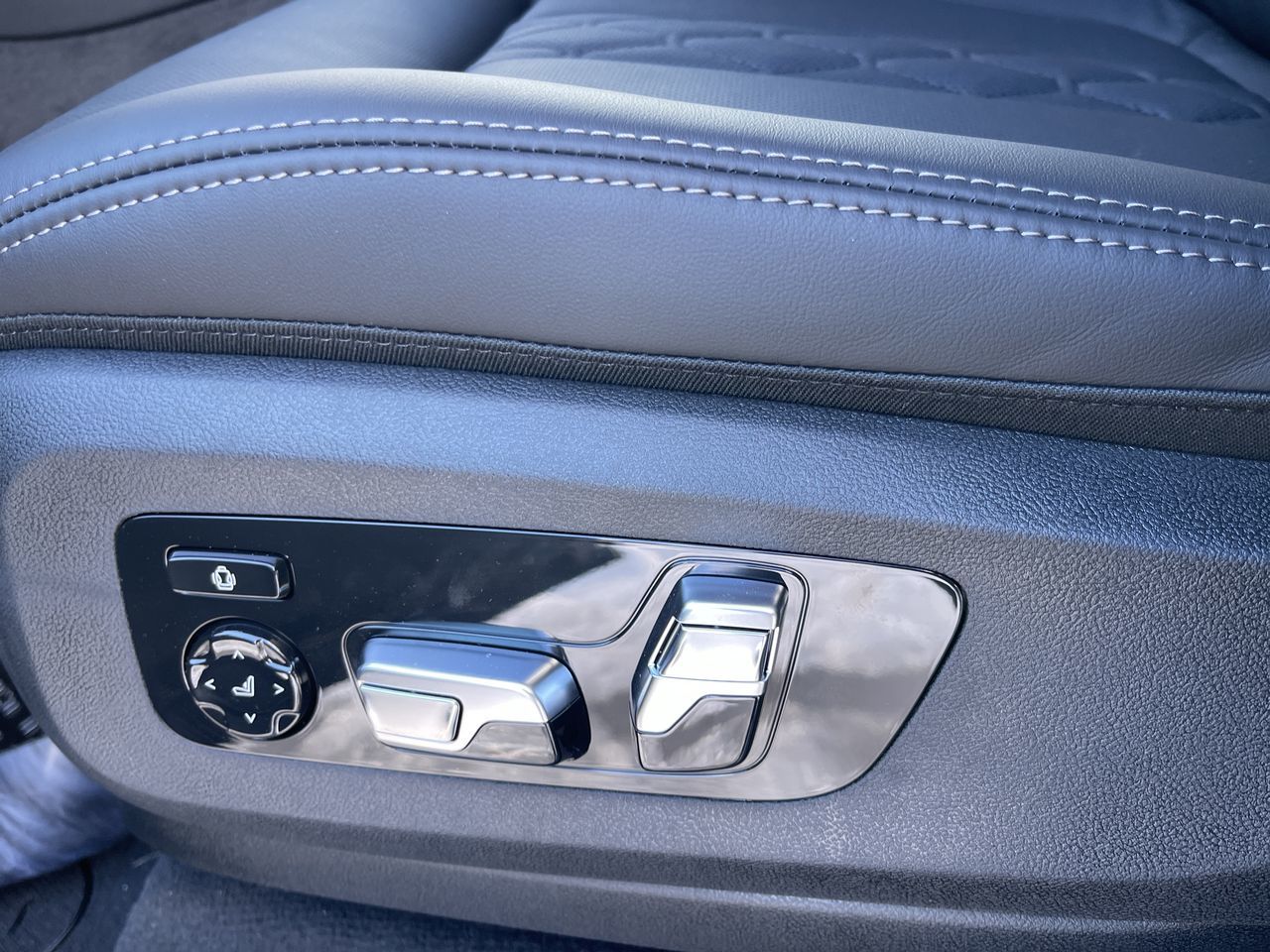 BMW X5  2026 à Calgary, Alberta